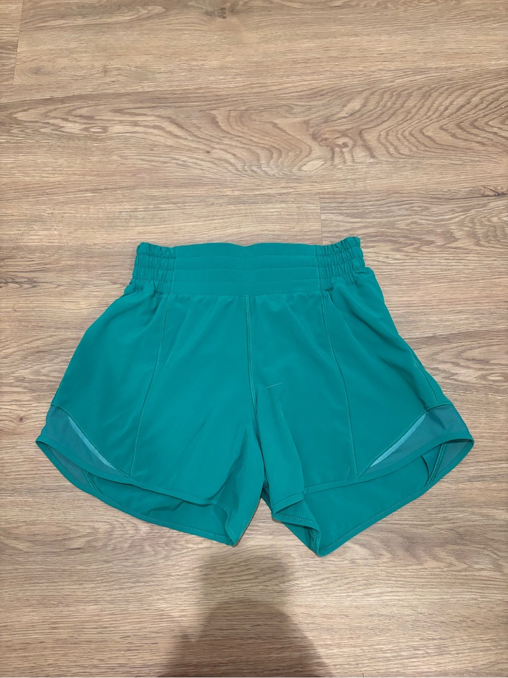 Lululemon green shorts